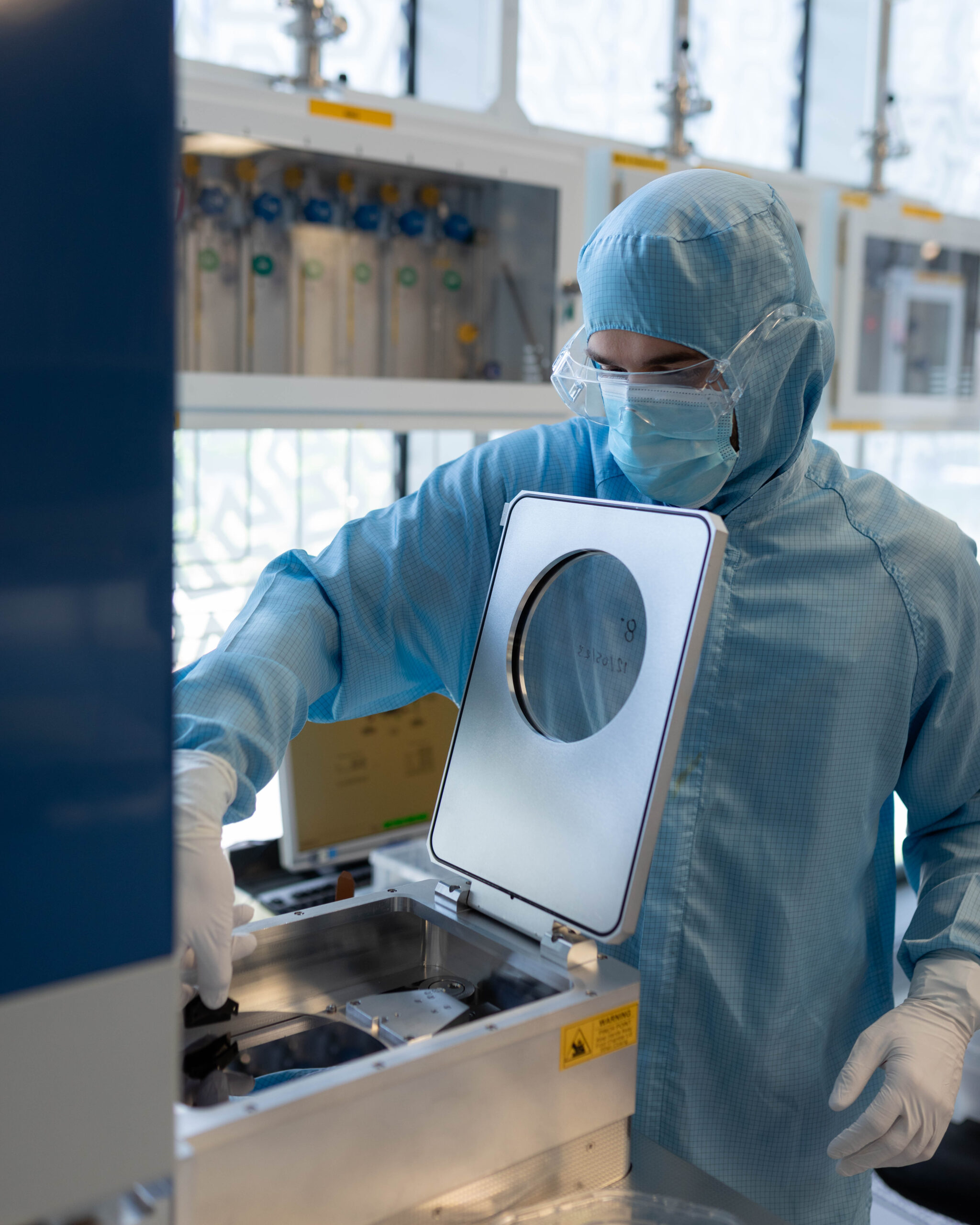 The silicon photonics crossroads: CORNERSTONE market research uncovers major scale-up challenges as global momentum builds